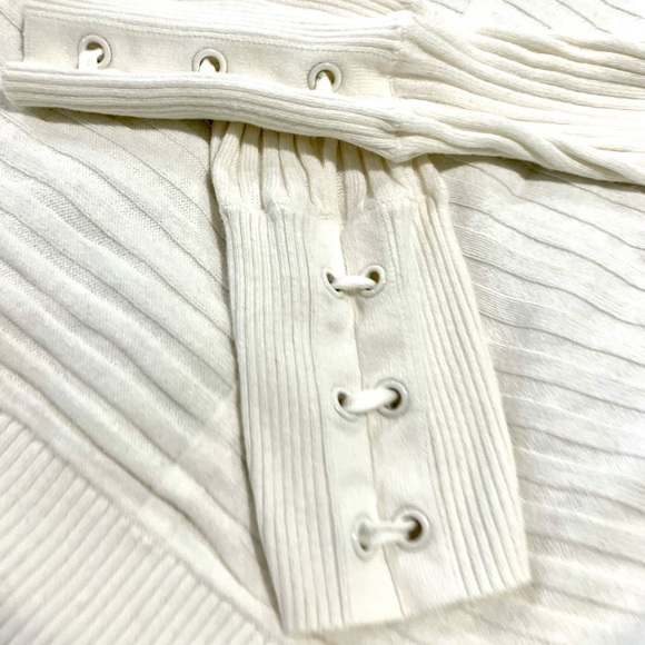 Lace-Up Cuff Dolman Sweater - Picture 7 of 8